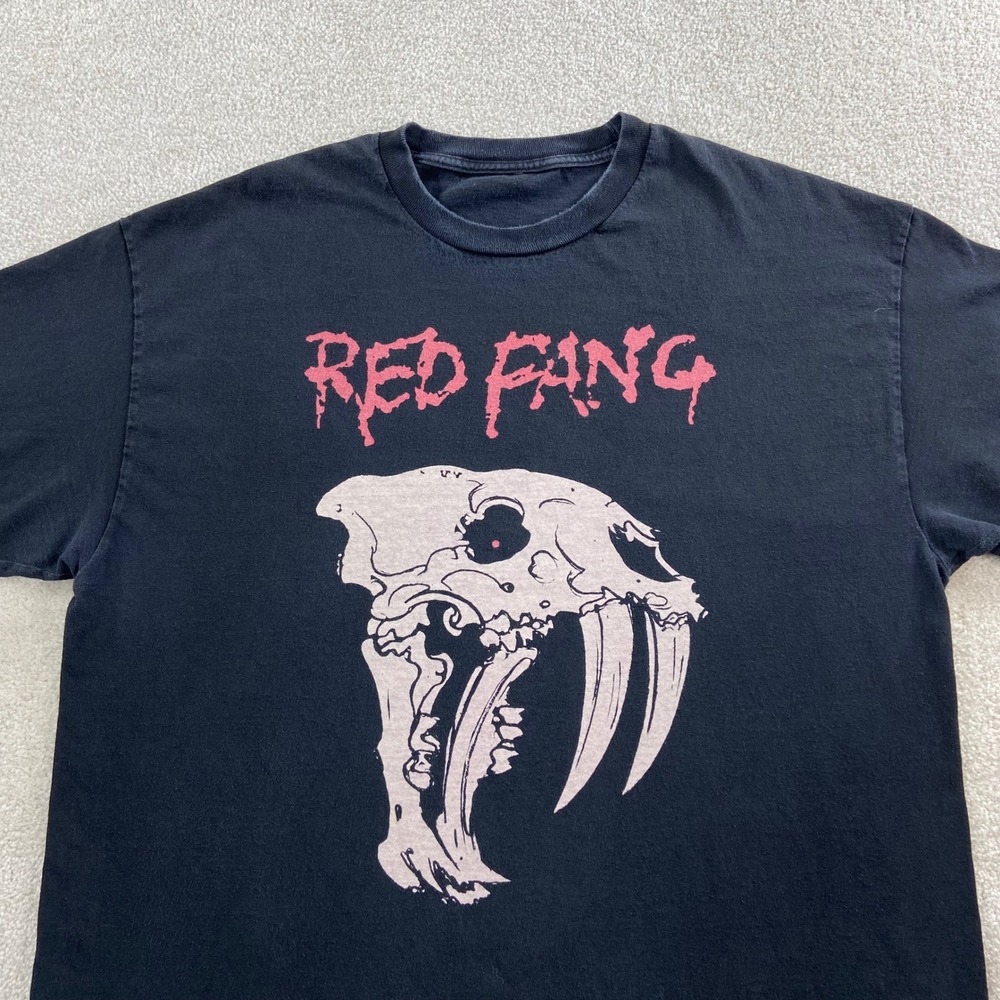 Red Fang T-Shirt Mens XL Black Saber Tooth Tiger Skull Band Graphic Tee